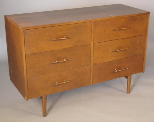 Paul McCobb / Planner Group by Winchendon 6 drawer: Paul McCobb / Planner Group by Winchendon 6 drawer chest, walnut finish, label in drawer, 32"h, 48" x 18 1/2", scratches and loss to finish mostly on top