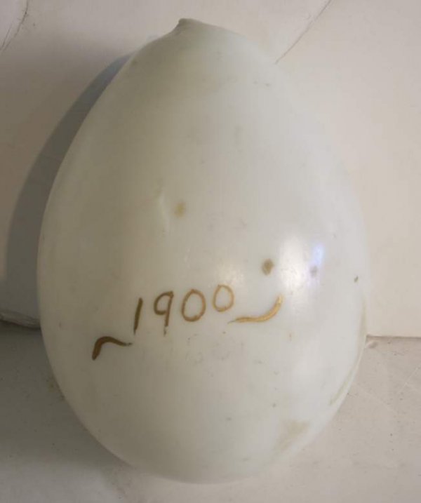 Hand painted glass egg decorated with butterfly - 2