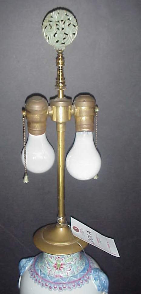 Early enameled Japanese table lamp with floral a - 2