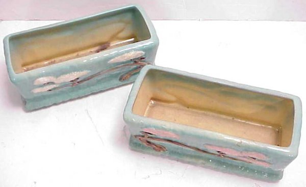 Pair of Roseville Ming Tree pattern planters, 4 1/ - 2