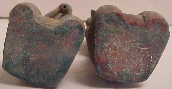 Pair of Chinese antique musicians, bronze with gi - 2