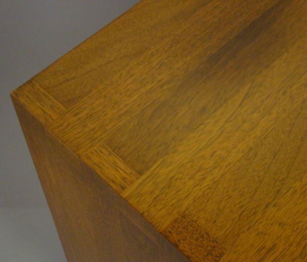 Mid-Century three drawer chest on frame with rec - 2