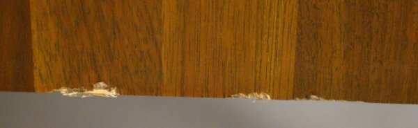 Mid-Century three drawer chest on frame with rec - 5