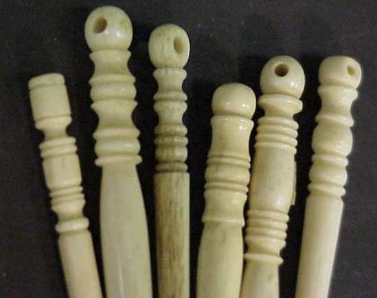 GROUP OF 6 19TH C BONE SEWING IMPLEMENTS - 2