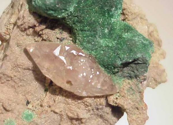 COATER QUARTZ WITH MALACHITE 5" X 2" AND CALCITE - 2