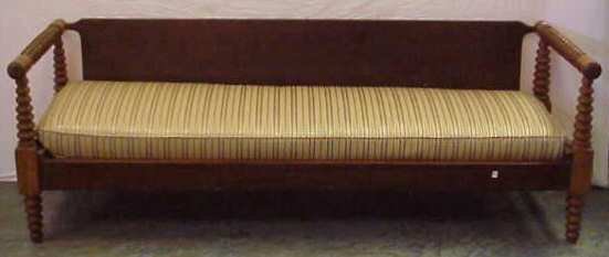 19THC SPOOL HIRED HAND BED, 73"L X 25"H X 25 1/2"D: 19THC SPOOL HIRED HAND BED, 73"L X 25"H X 25 1/2"D