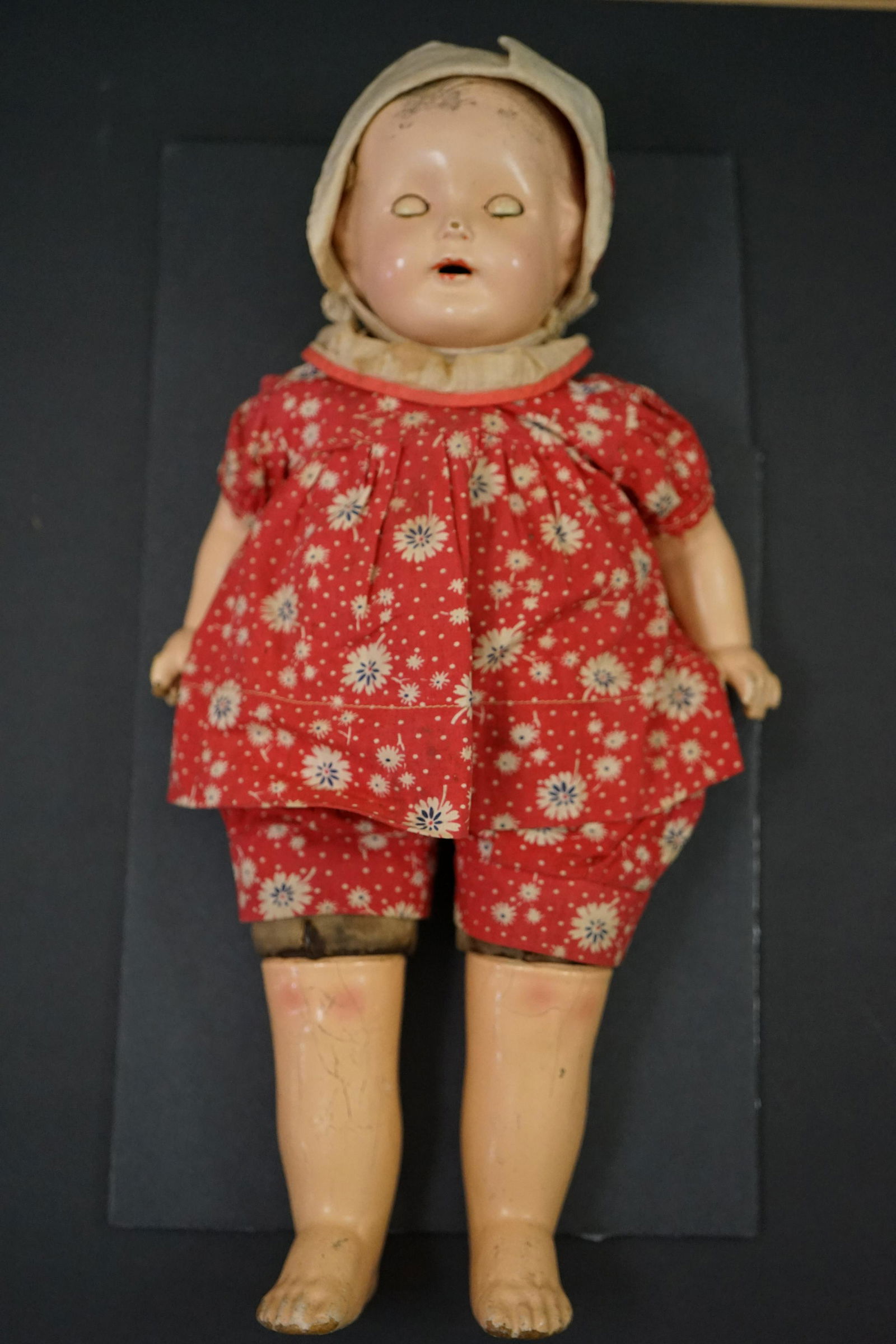 16 inch Effan-Bee Doll sleeping eyes: 16 inch Effan-Bee Doll sleeping eyes , with its original cloth with tag.