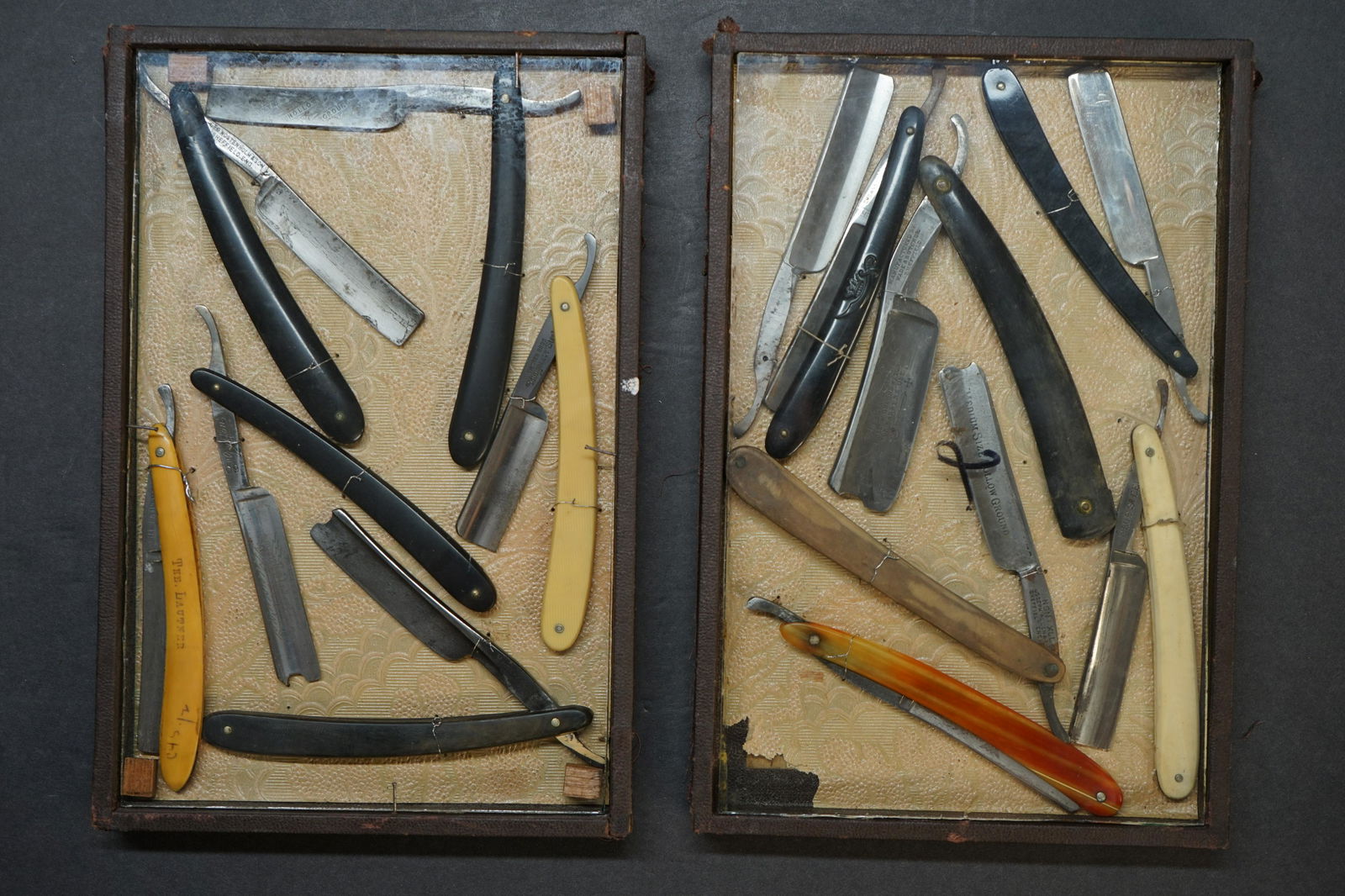 RARE VICTORIAN FOLDABLE RAZOR STRAIGH CASE WITH 13 RAZOR (1 of 11)