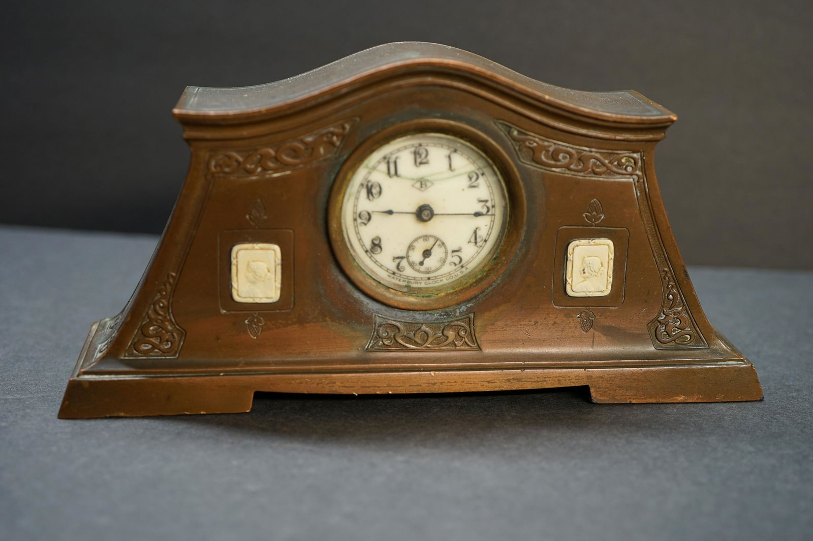waterbury clock co. USA , Athenic bronze (1 of 9)