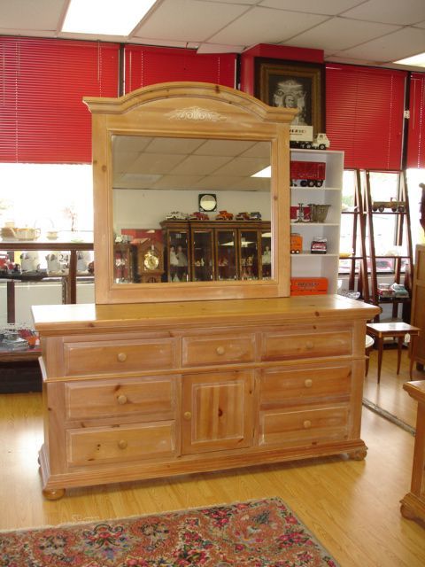 90375 Broyhill Fontana Solid Pine Dresser Mirror Sep 16 2006