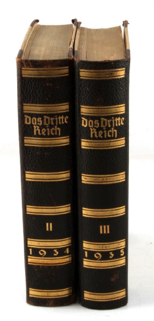 LOT OF 2 BOOKS DOS DRITTE REICH 1934 & 1935: Lot of two (2) volumes of the book series that officially documents the history of the Third Reich of Adolf Hitler. Das Dritte Reich (The Third Reich) was written by Gerd Rühle and published in the 1