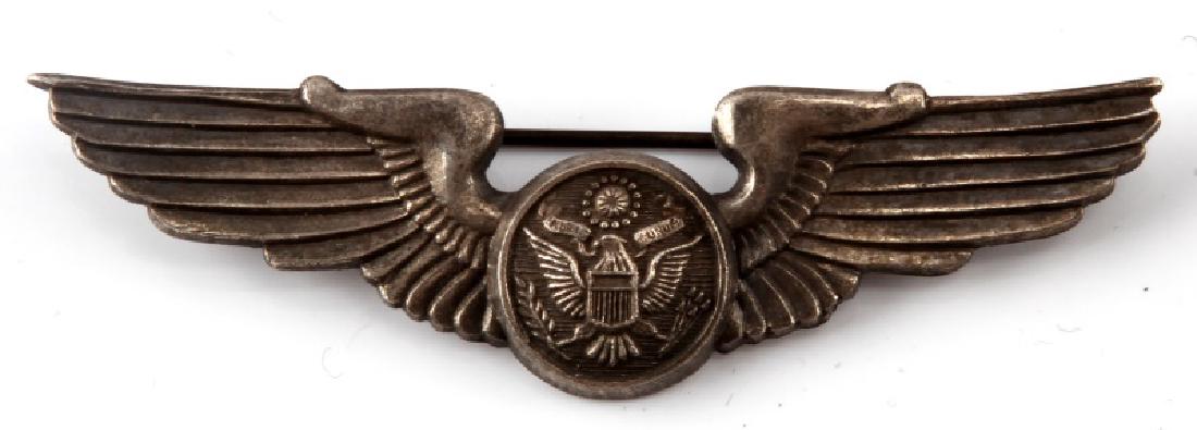 USAAF AIR FORCE PILOTS WINGS AUSTRALIAN MADE: Measures 3 inches wide by 13/16 of an inch wide. Has a thin horizontal English style pinback. Makers marked Wallace Bishop Silver Brisbane.