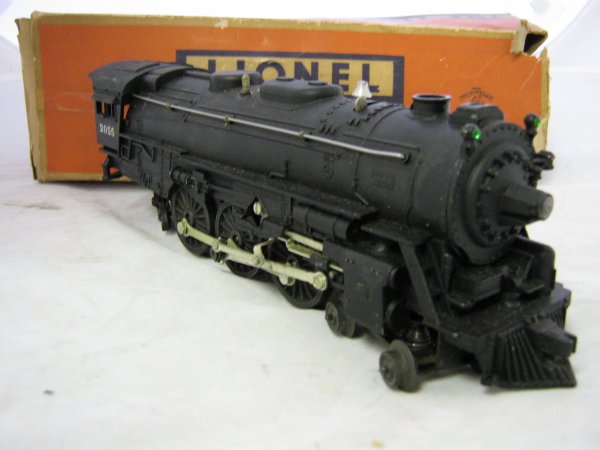LIONEL LOCOMOTIVE 2055 NEAR NEW IN ORIGINAL BOX 