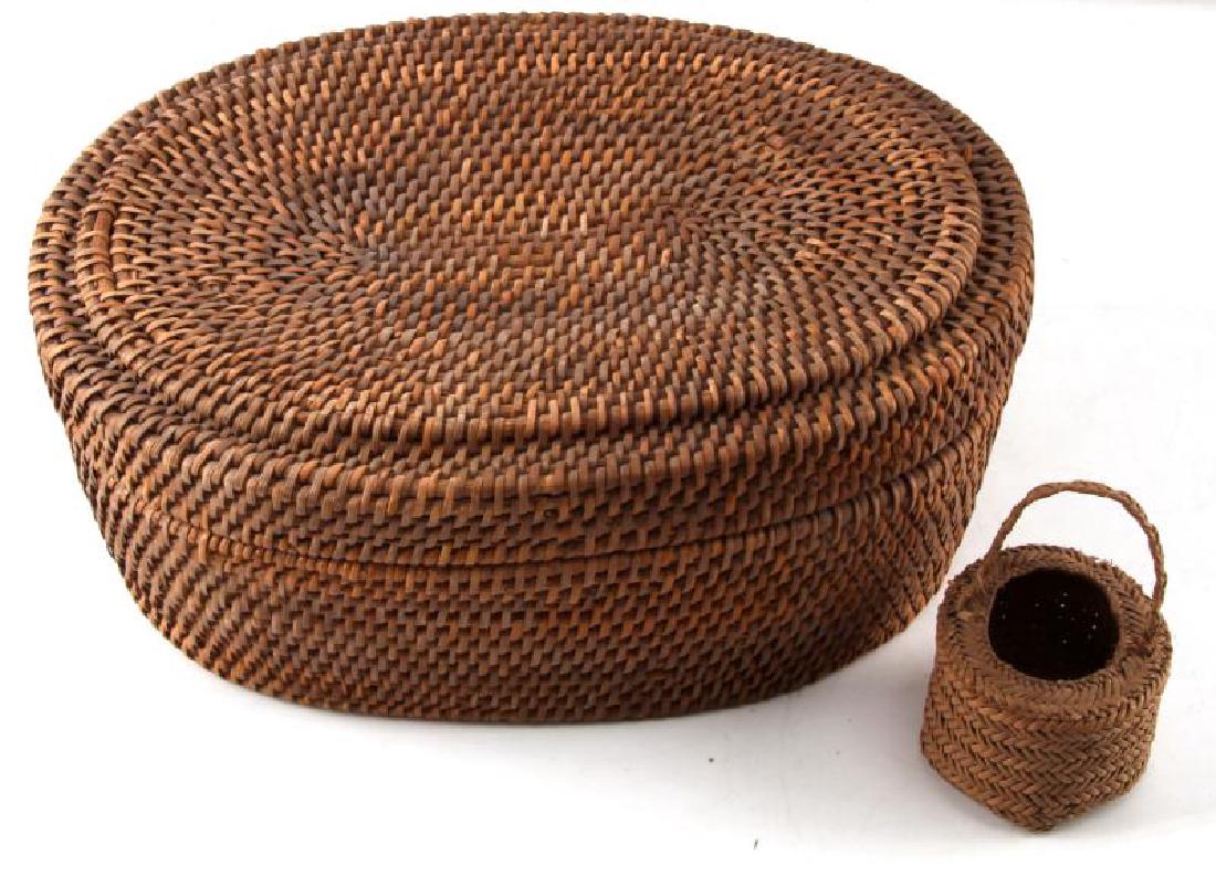 NATIVE AMERICAN LONG LEAF PINE WOOVEN BASKET W LID: This antique oval pine needle basket, 5 inches in height 12 inches in length and 9 inches wide, is in very good condition with matching lid and accompanied by miniature pine needle woven basket with h
