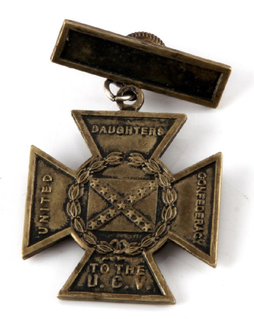 DAUGHTERS OF CONFEDERACY SOUTHERN CROSS OF HONOR: "Daughters of the United Confederacy to the U.C.V." on one side and "Southern Cross of Honor Deo Vindice 1861 1865". Normal age wear. Very good condition. Unauthenticated. Sold "as is".