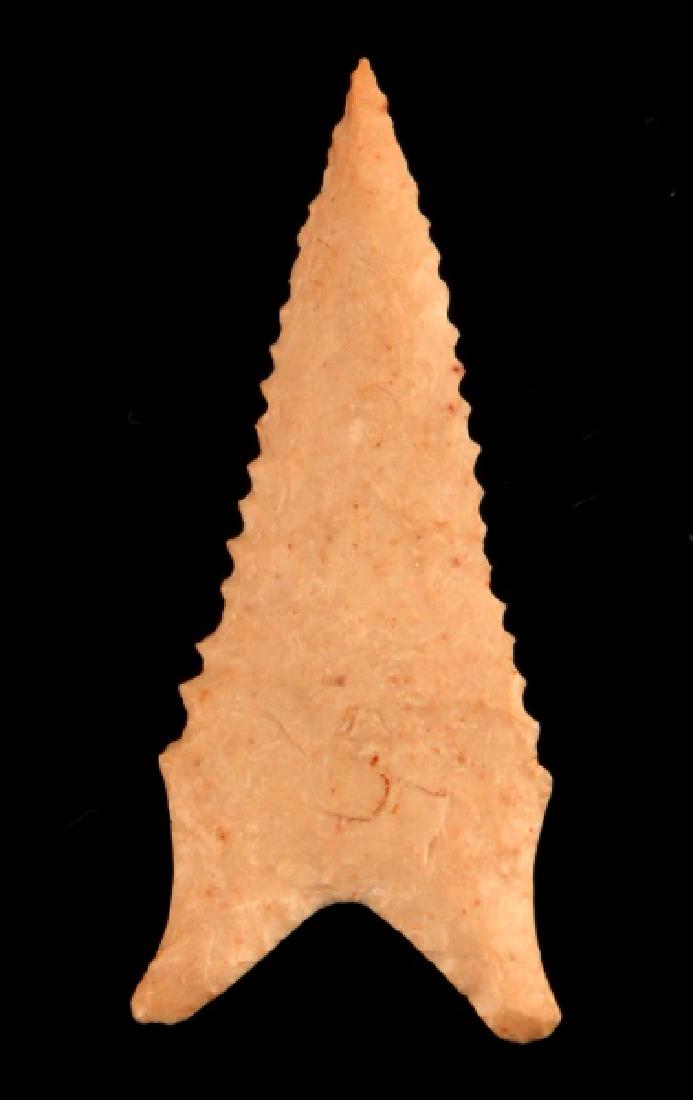 ARCHAIC GREENBRIER SERRATED DOVER CHERT POINT: Early Archaic Dalton-Greenbrier arrow points with serrated edge, Dover Chert and a raised central grind line, regular serrations and a tapered triangular cut out for fastening. These arrow points re c