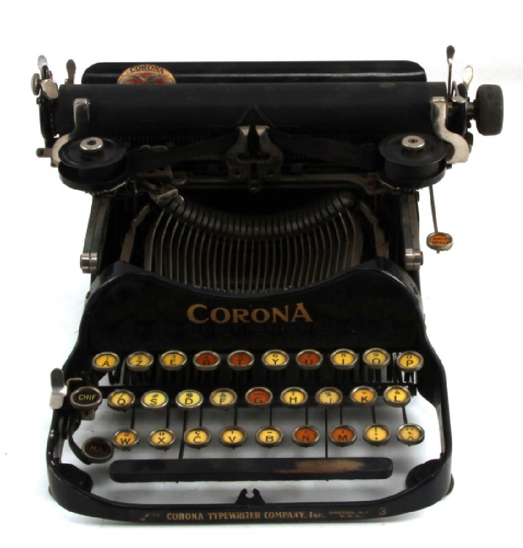 VTG TO ANTIQUE CORONA TYPEWRITER & FOLDING CASE: Vintage to antique portable Corona typewriter & folding case with original keys, roller, stamping mechanism and portable folding box or case. The box or case measures 10.5 inches by 11.5 inches by 2.5