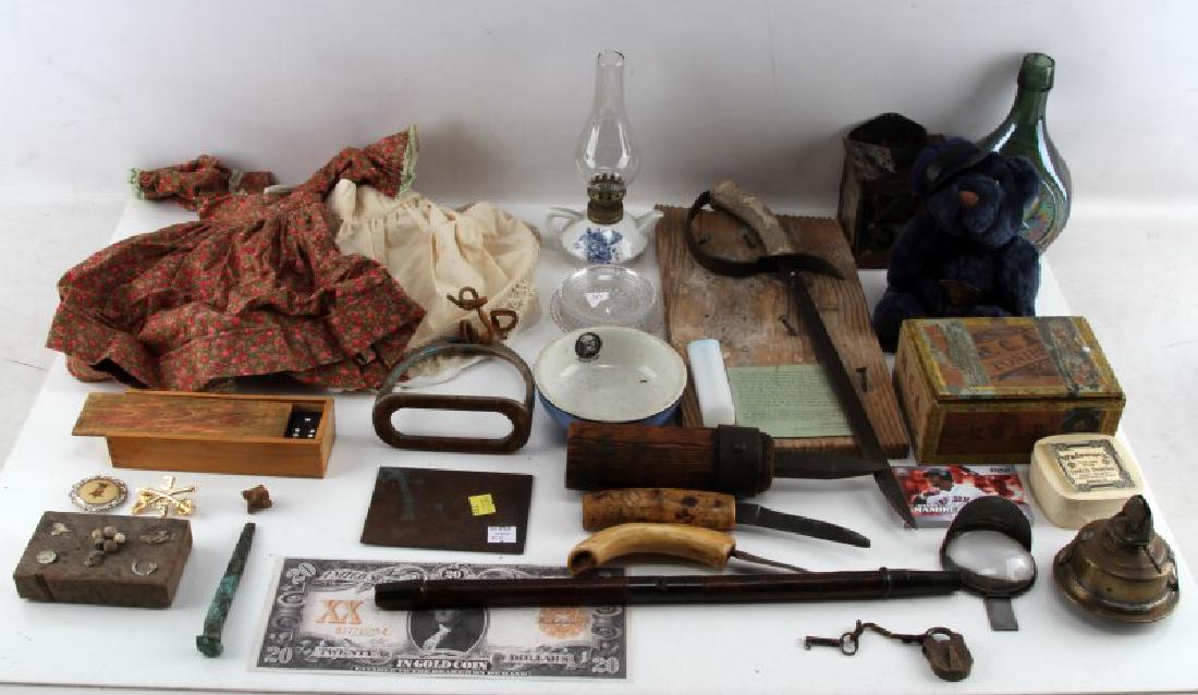 LOT OF GENERAL ANTIQUES W SWORD KNIFE LAMP MORE: Mixed lot includes: Robert E. Lee bottle, mini oil lamp, Whitehead & Hoag pin, German pewter shot glass, eyeglasses in case, stag handle short sword, dominoes, glass butter dishes, knives, lock and ke