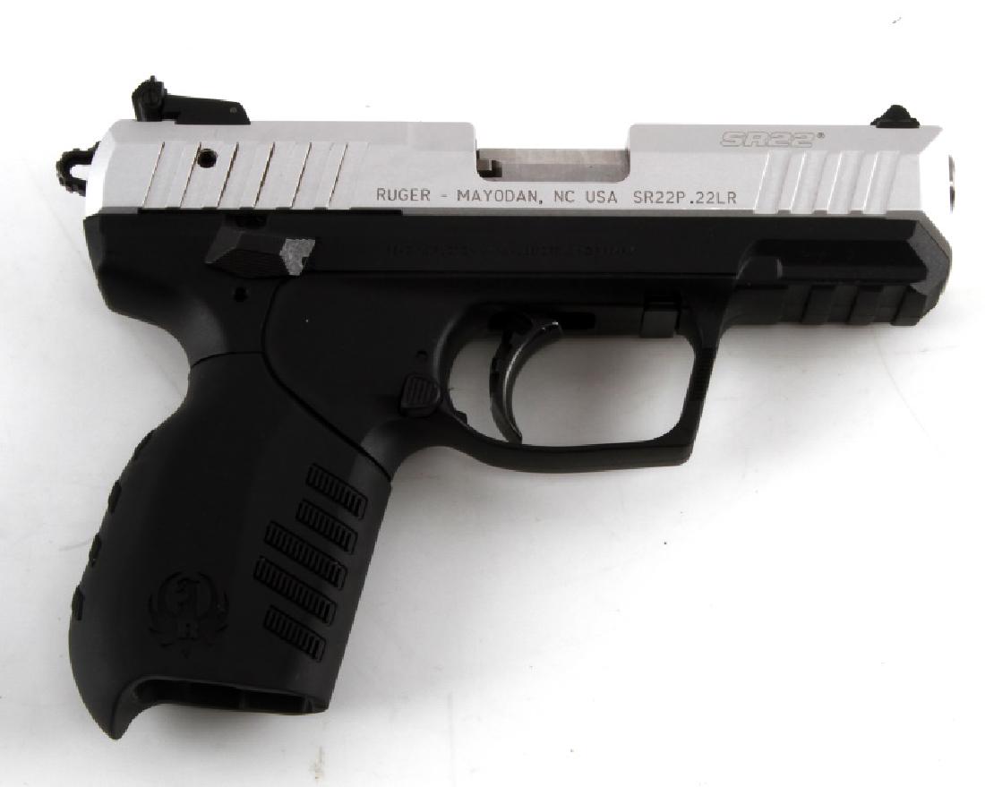 RUGER SR22 SEMI AUTOMATIC PISTOL IN .22LR W CASE