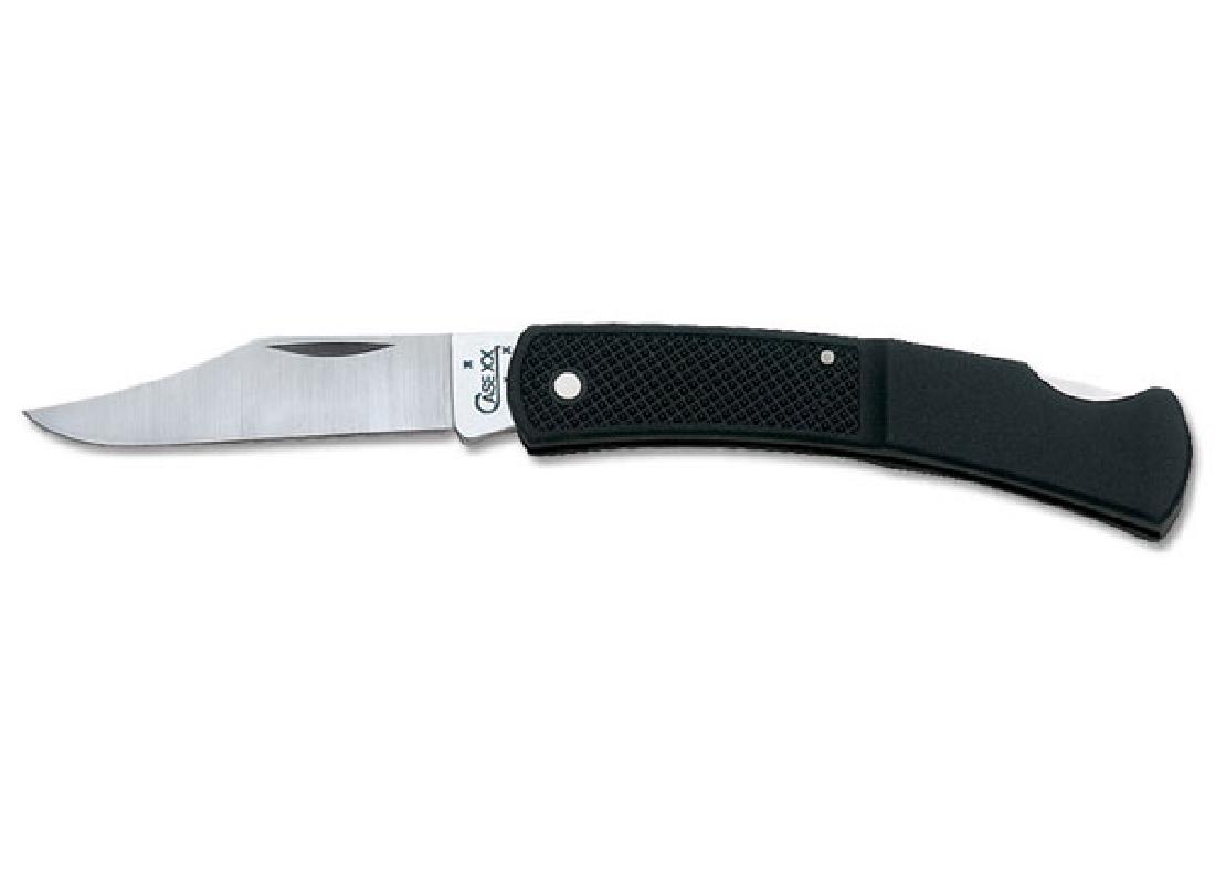 SMALL LOCKBACK CALIBER CASE KNIFE W ZYTEL HANDLE: Small lockback caliber Case knife with a Zytel handle. Great condition brand new. 3 3/4 inches open and 9.53 centimeters closed.