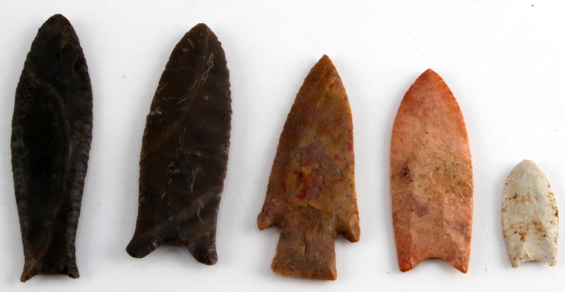 5 NEOLITHIC TO ARCHAIC ARROWHEAD LOT W CLOVIS: Lot of 5 individually richer mounted Neolithic to Archaic arrow point some of which are Clovis, fluted, as well as Dalton points. All items are in good condition with no signs of damage beyond expecte