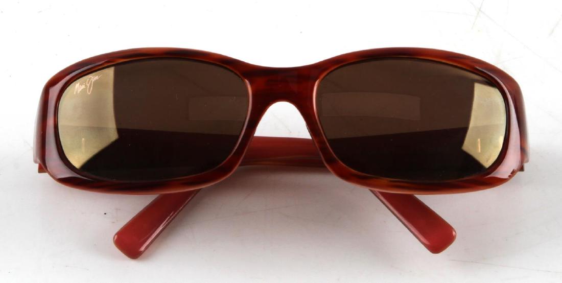 MAUI JIM PUNCHBOWL SUNGLASSES WITH CASE: Maui Jim Punchbowl sunglasses with original case. Features polarized lenses that bear no scratching. VG condition.