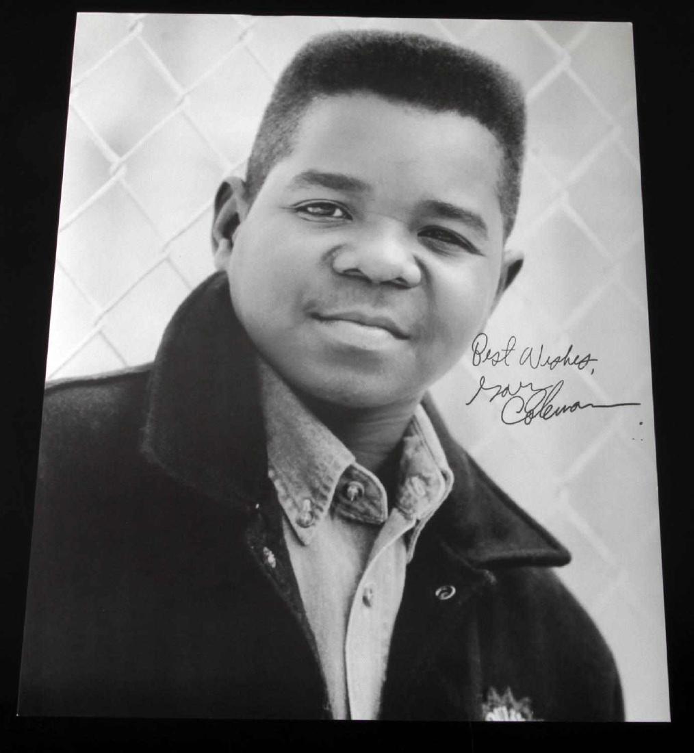 GARY COLEMAN DIFFRENT STROKES ACTOR AUTOGRAPH: 8x10 black and white photo autographed by famous, late child actor Gary Coleman, best known for his work as Arnold Jackson on the massive 1970s-80s hit TV sitcom, "Diff'rent Strokes". His signature ph