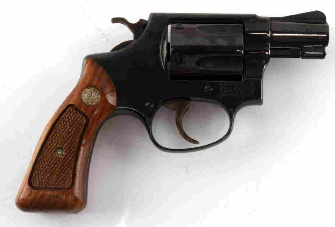 SMITH & WESSON MODEL 36 SNUB .38 SPECIAL REVOLVER Aug 23, 2018