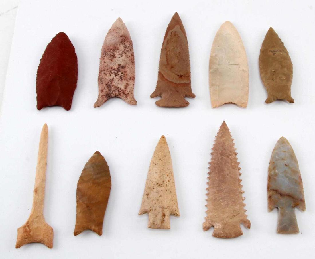 LOT OF 10 ARROWHEAD POINTS DRILL SMOOTH CHERT (1 of 5)