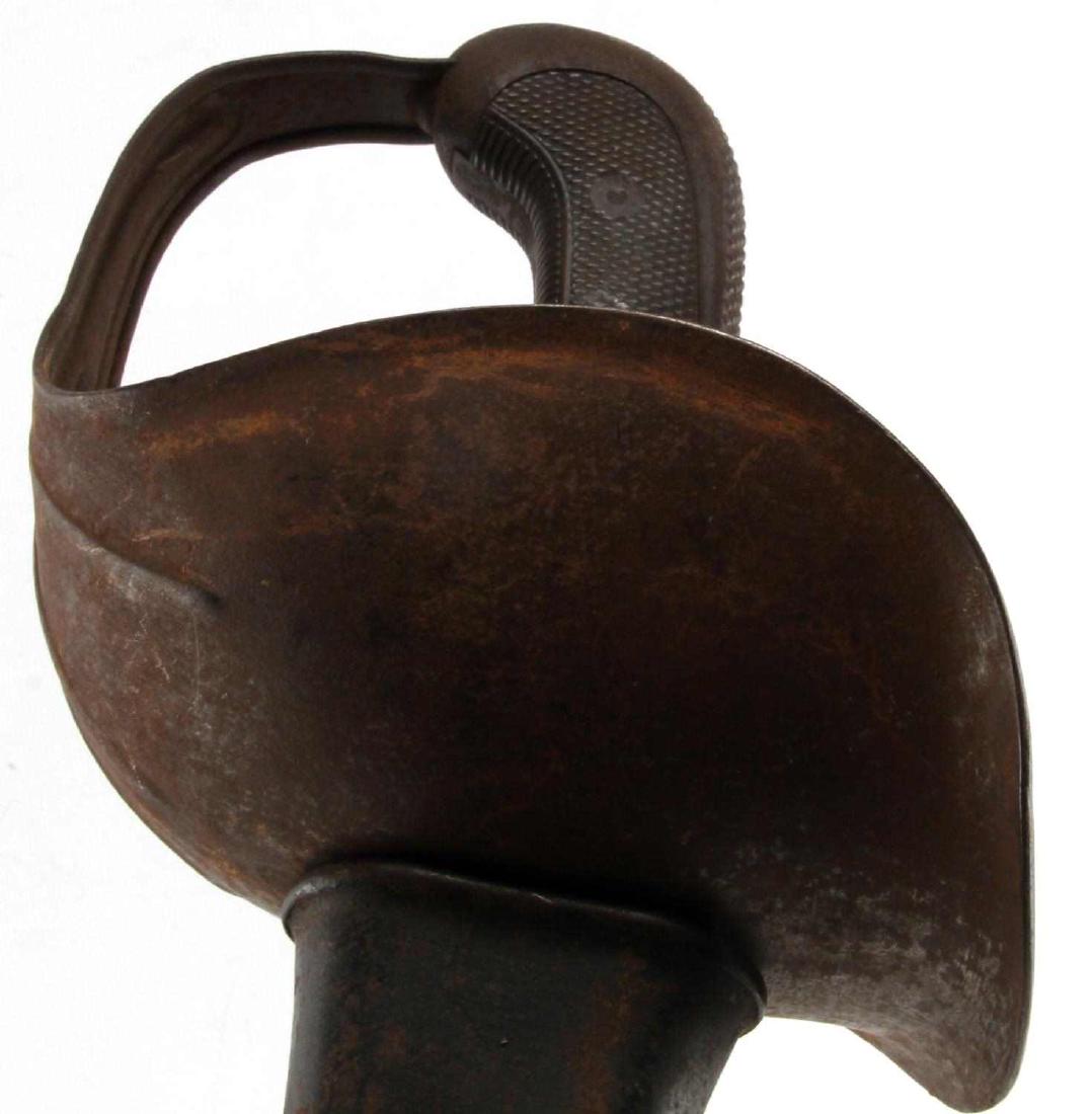 1913 U.S. PATTERN HEAVY CAVALRY SABER PATTON: 1914 Date with SA and flaming grenade, blade appears to have broken and re forged, with scabbard. EW 246