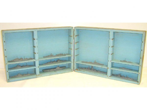 WWII USN FRAMBURG ID MODEL TEACHER BOX ALLY SHIPS: WWII US Navy spotter ID recognition model teacher box. 33 1/4" X 11 5/8", box is stamped US Navy Miniature British & French Ship Models Mark 1 Supplement 1. 14 die cast models in total (originally con