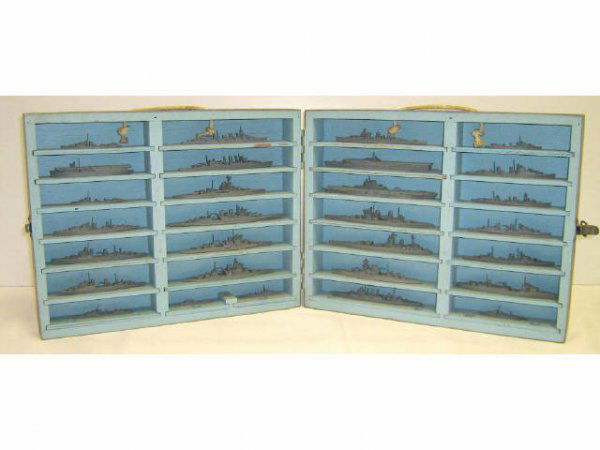 WWII USN FRAMBURG ID MODEL TEACHER BOX UK SHIPS: WWII US Navy 34" X 13 1/4" spotter ID recognition model teacher box. Box is stamped US Navy Miniature Ship Models. 29 models are die cast metal and stamped H.A. Framburg & Co Chicago 12-43. There are