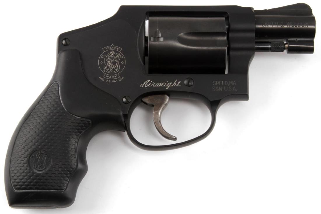Smith Wesson 38 Spl Airweight Revolver W Case Nov 01 18 Affiliated Auctions In Fl
