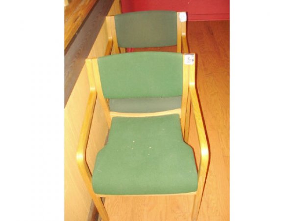 LOT OF 2 COMMERCIAL GRADE OFFICE CHAIRS