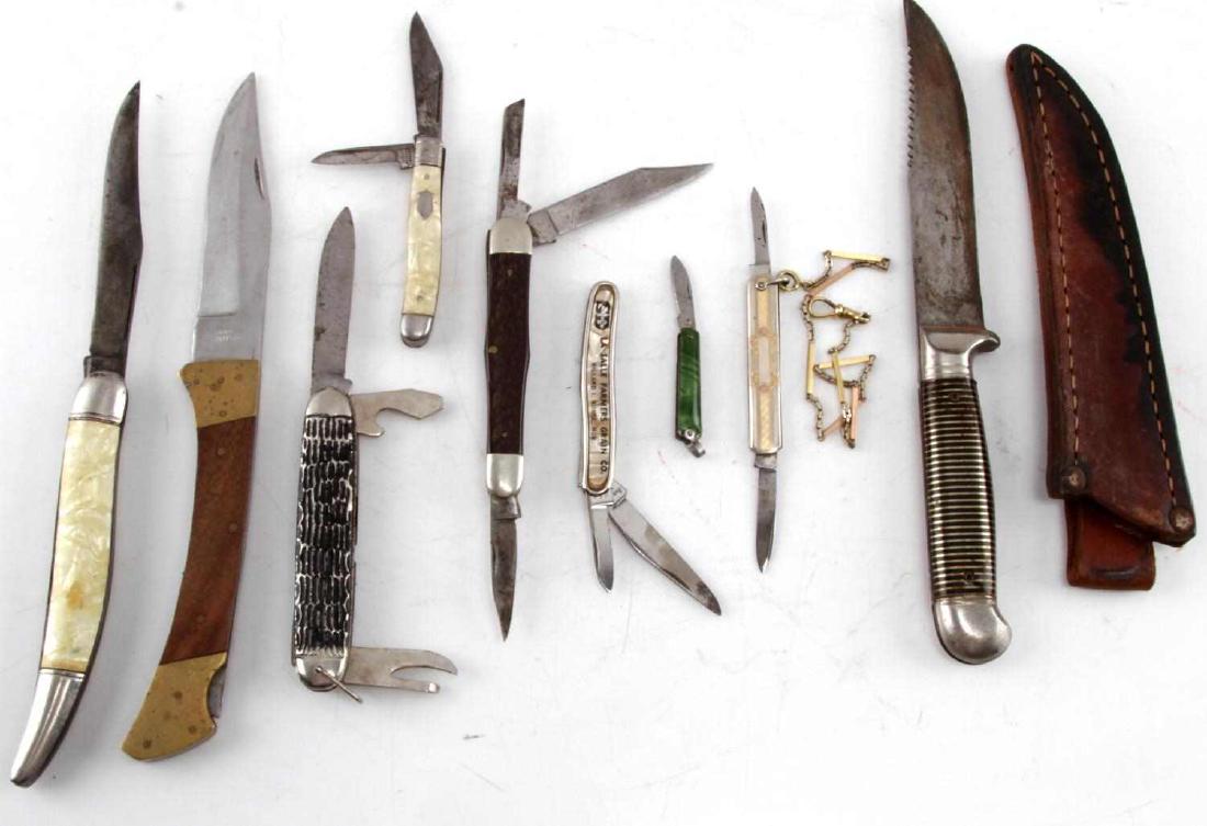 ASSORTED POCKET KNIFE UTILITY KNIFE LOT OF 9: This lot contains a variety of pocket/utility knives of different makers, styles, and sizes. Knives are generally in good condition, however condition does vary. Signs of use, surface rust, and abrasi