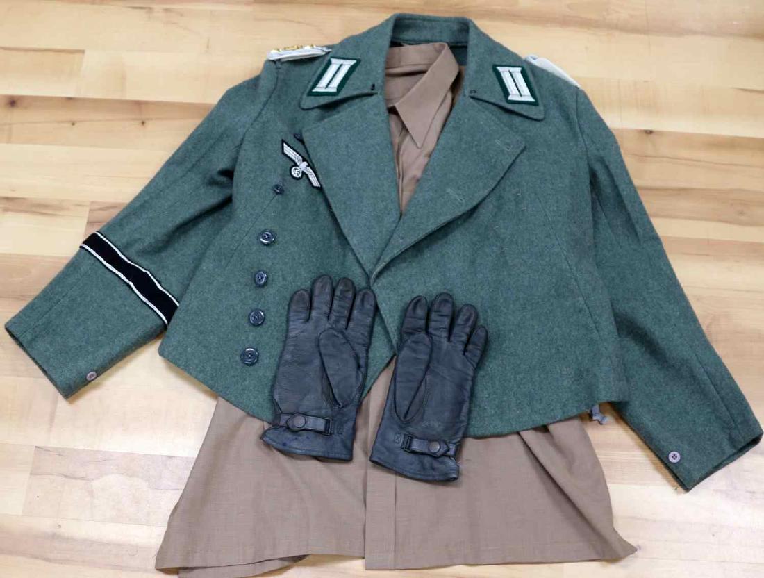 WWII GERMAN REENACTORS HEER OFFICER UNIFORM: This is a German "Großdeutschland" Panzer Grenadier reenactors officer (hauptmann) uniform with tunic, undershirt, gloves, and belt. All items are in very good condition. Size XL; Medium gloves.