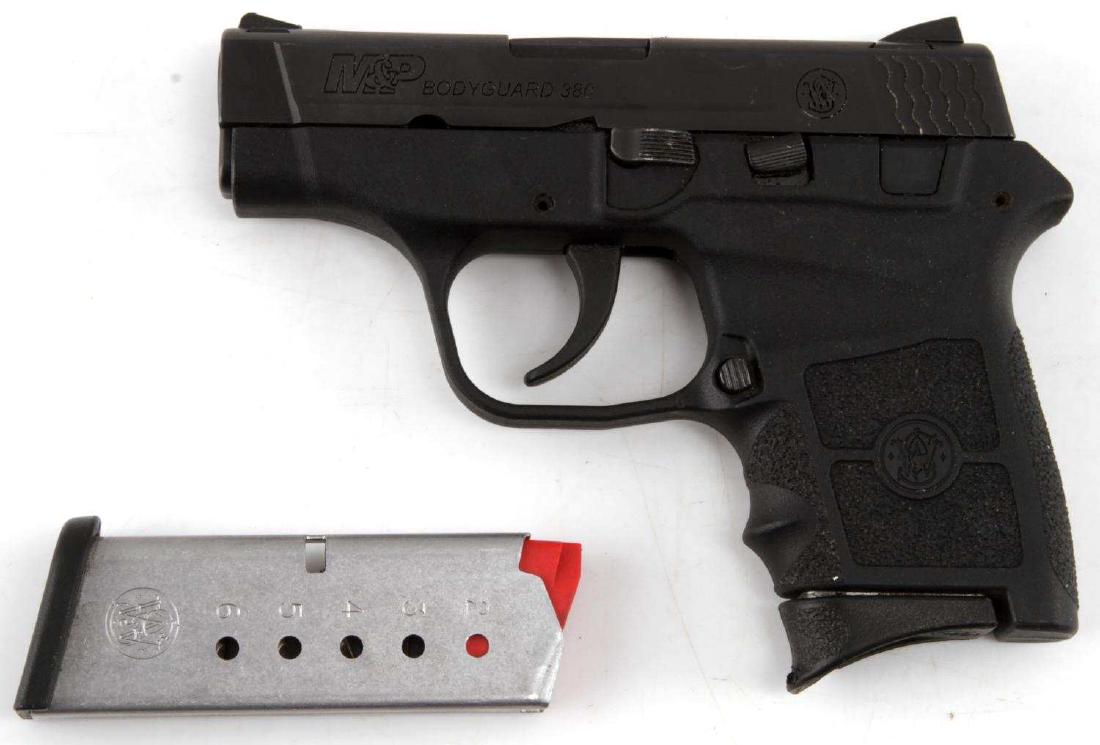 SMITH & WESSON M&P BODYGUARD 380 CALIBER W 2 MAGS: Smith & Wesson Single Stack 380 caliber M&P Bodyguard 380. Serial # KEK5472. Gun is in good condition with no signs of damage beyond expected wear, bore is bright and free of any damage. Includes 2 Sm