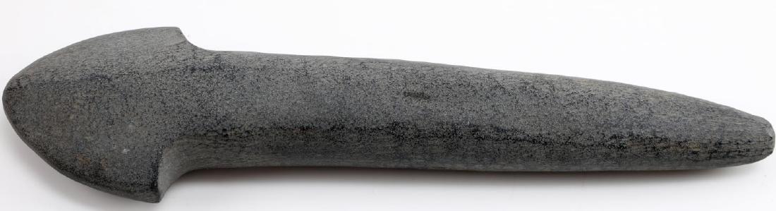GRAY STONE SPUD MINIATURE WARREN CO ILLINOIS: Miniature gray stone spud from Warren County, Illinois. Likely Mississippian. Measures 6 inches. In very good condition.