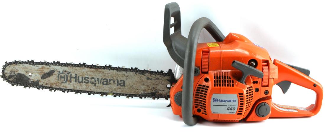 HUSQVARNA E SERIES 440 X TORQ CHAINSAW 16 INCH BAR: Used chainsaw, works great. 16 inch blade, stickers intact. LOCAL PICKUP ONLY
