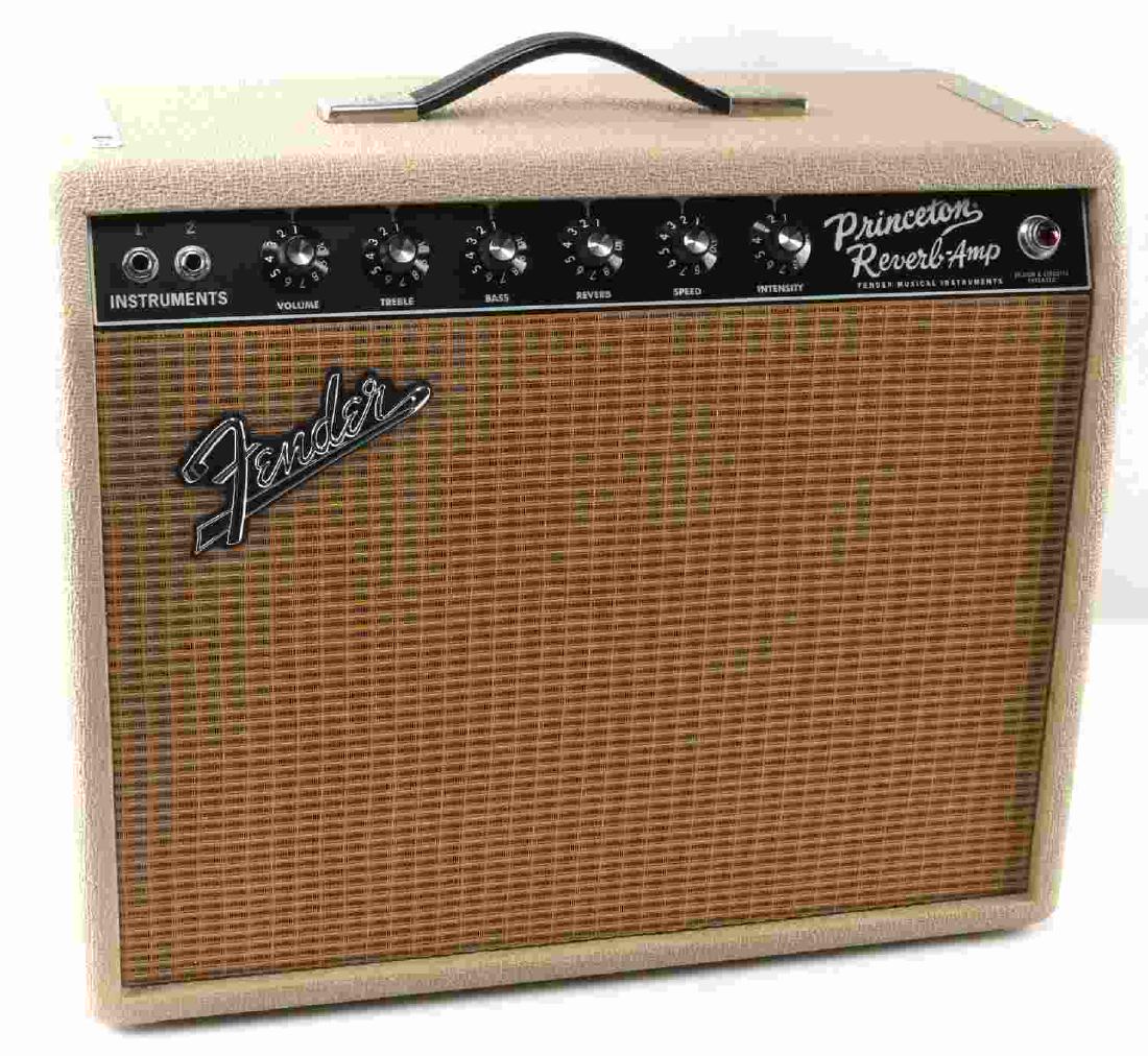 1965 FENDER PRINCETON REVERB 15 WATT TUBE AMP: 1965 Limited Edition Fender Princeton Reverb 15-Watt Tube AMP 1 x 12'' Tube Guitar Combo Amp. The tubes have been inspected and are all intact and appear not to be cracked or damaged. Of the 3 tubes 2