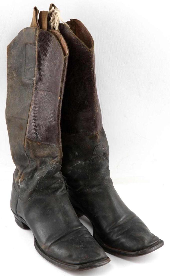 CIVIL WAR CAVALRY OFFICER LEATHER BOOTS: Very good original condition, wear commensurate with age, they measure 10 inches heel to toe, they stand 15 inches. Unmarked or named.