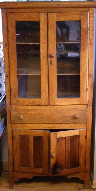 Broyhill Furniture Fontana Solid Pine Armoire Aug 12 2006 Affiliated Auctions In Fl Broyhill Furniture Fontana Solid Pine, Broyhill Fontana Armoire