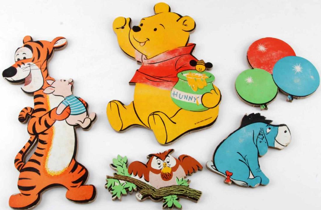 LOT OF 5 VINTAGE EARLY WINNIE THE POOH NURSERY SET: Lot of 5 Vintage Early Winnie The Pooh Nursery set, includes: Tigger and Piglet, Eeyore, The Owl, Winnie. Printed in cardboard backing. items are in good condition considering their vintage age.