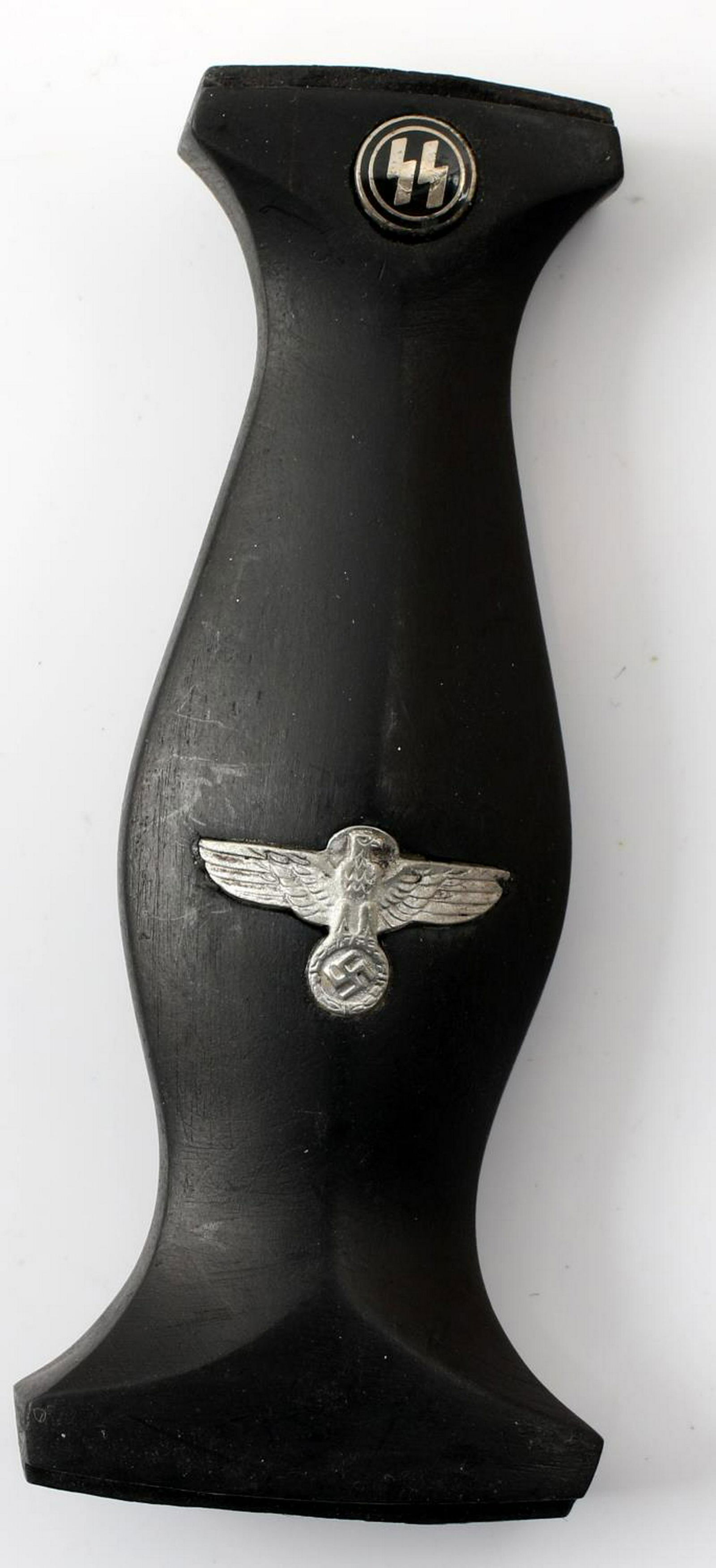 WWII GERMAN THIRD REICH SS DAGGER HANDLE: German SS dagger handle. Front is complete with Sig runic roundel at top and SS Reichsadler at center. Black ebony wood construction. Unauthenticated; sold as is.