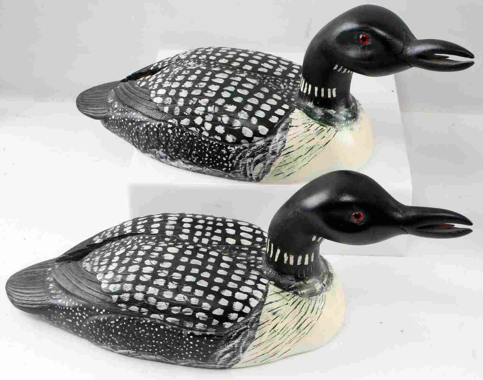 SIGNED 1980S CHESAPEAKE BAY COMMON LOON DUCK DECOY: Chesapeake Bay Common Loon decoy. Signed and dated at its bottom "Lee Esser '85." Well executed and in excellent condition. Painted wood construction. Measures 15.5 inches long and stands 6.5 inches t