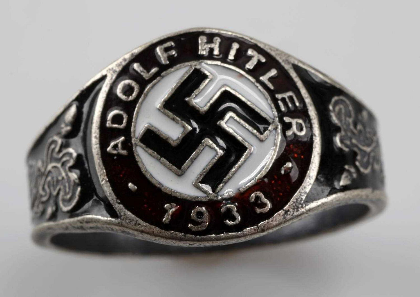 WWII GERMAN THIRD REICH 1933 HITLER SILVER RING: 1933 Adolf Hitler Silver ring. Has '800' silver mark. Weighs 6.3 grams. In very good condition. Unauthenticated/Sold 'as is'. This lot has a reserve.