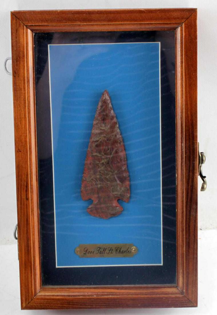 NATIVE AMERICAN DOVE TAIL ST CHARLES POINT: Dovetail St Charles arrowhead in a shadow box. Point measures 4 3/8 inches in length, while the box measures about 10x6x2.5 inches. In very good condition.