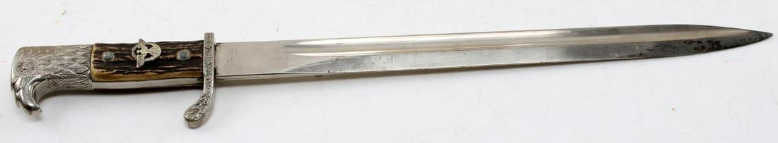 WWII GERMAN THIRD REICH STAG HANDLE POLICE BAYONET: German police bayonet by P.D. Luneschloss, Solingen. Excellent etched pommel and guard with serial number "259." Has affixed Polizeiadler on its stag handle. Good condition overall with some finish lo
