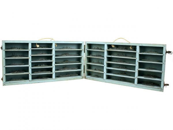 WWII USN SALEM TEACHER BOX RECOGNITION MODELS SHIP: US Navy WWII ID model box with recognition models from South Salem Studios, NY. All original parts in good condition. "5-A US Miniature Ship Models Ser. No. 3125 Contact NO. NOa(s)-2351, MFG. By South