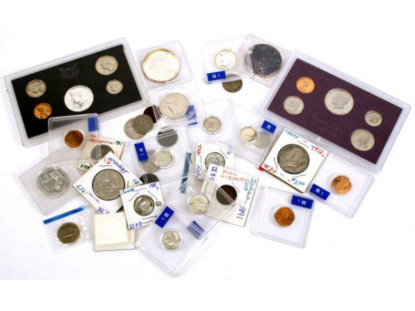 PROOF SET CAMEO SILVER COIN LOT: 1986 proof set, 1965 proof set, 1986 & 1987 silver dollars, 1891 Indian head penny, 1901 V nickel, 1925 & 1926 Standing Liberty quarters, 4 Buffalo nickels, 1953 Franklin half proof, 1953 & 1963 Frank